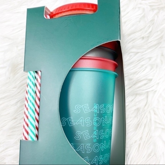 𝅺STARBUCKS Holiday 2019 Reusable Cold Cups Set 5 - Picture 5 of 8